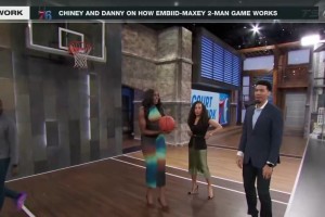 在女主持面前出糗😂铁林连铁三记抛投，尴尬解释：所以我退役了